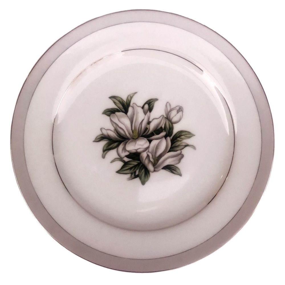Wentworth Fine China Yolanda Japanese Lily Plate 1